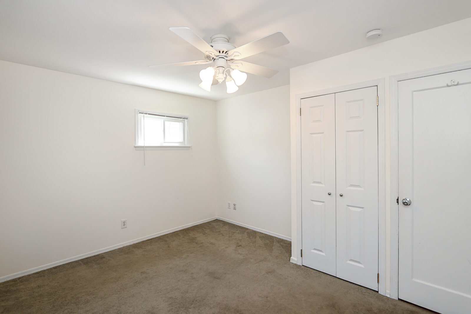 12 Ronan Rd, Glen Cove 16 12 Ronan Rd, Glen Cove 16