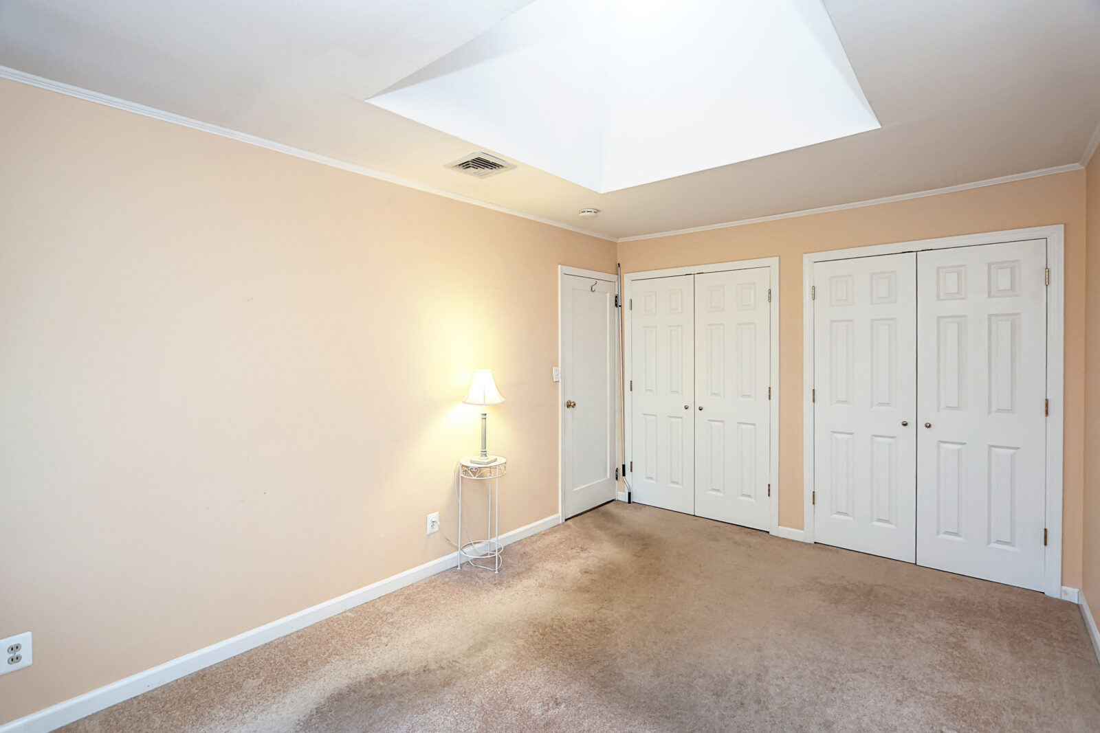 12 Ronan Rd, Glen Cove 18 12 Ronan Rd, Glen Cove 18