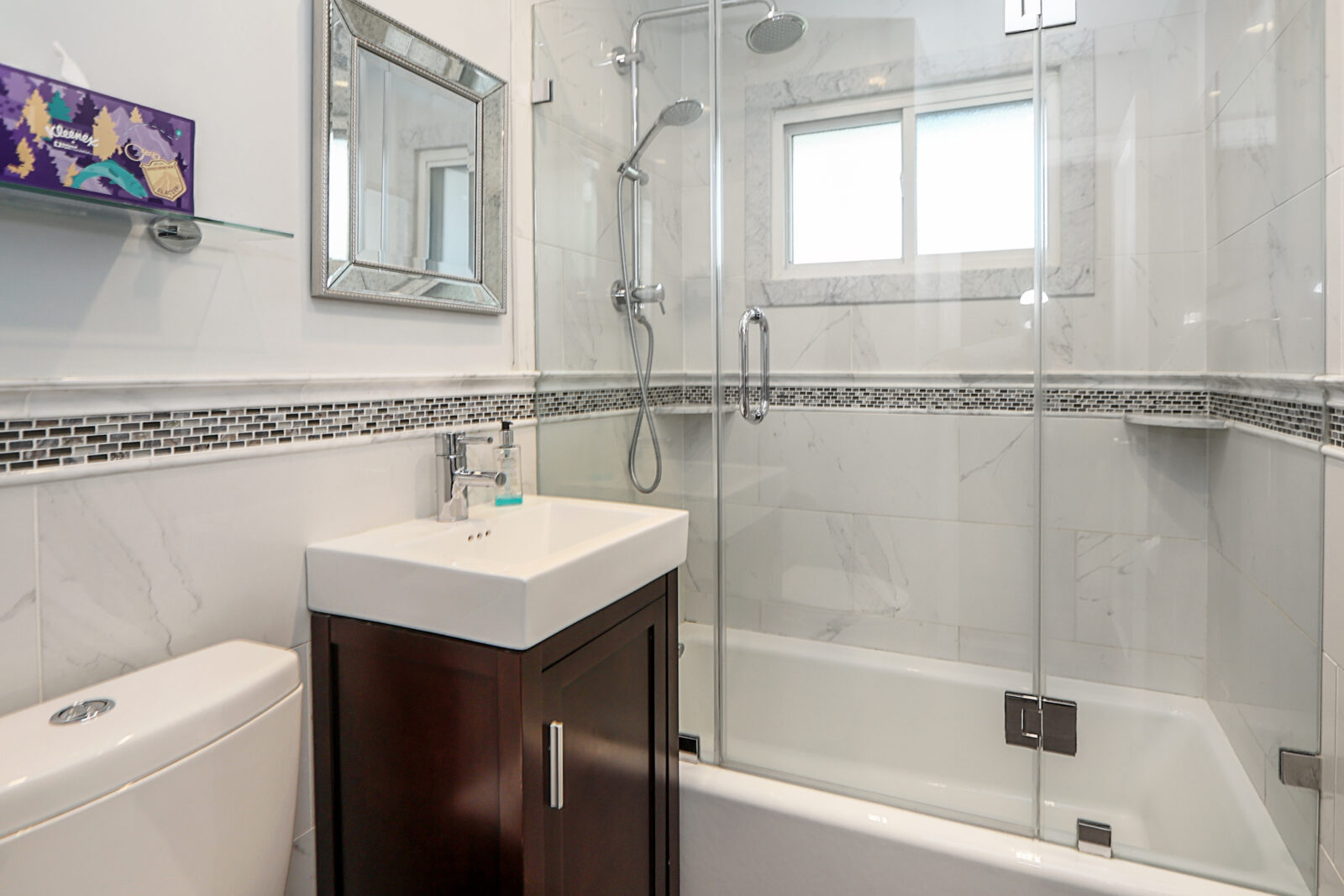 12 Ronan Rd, Glen Cove 21